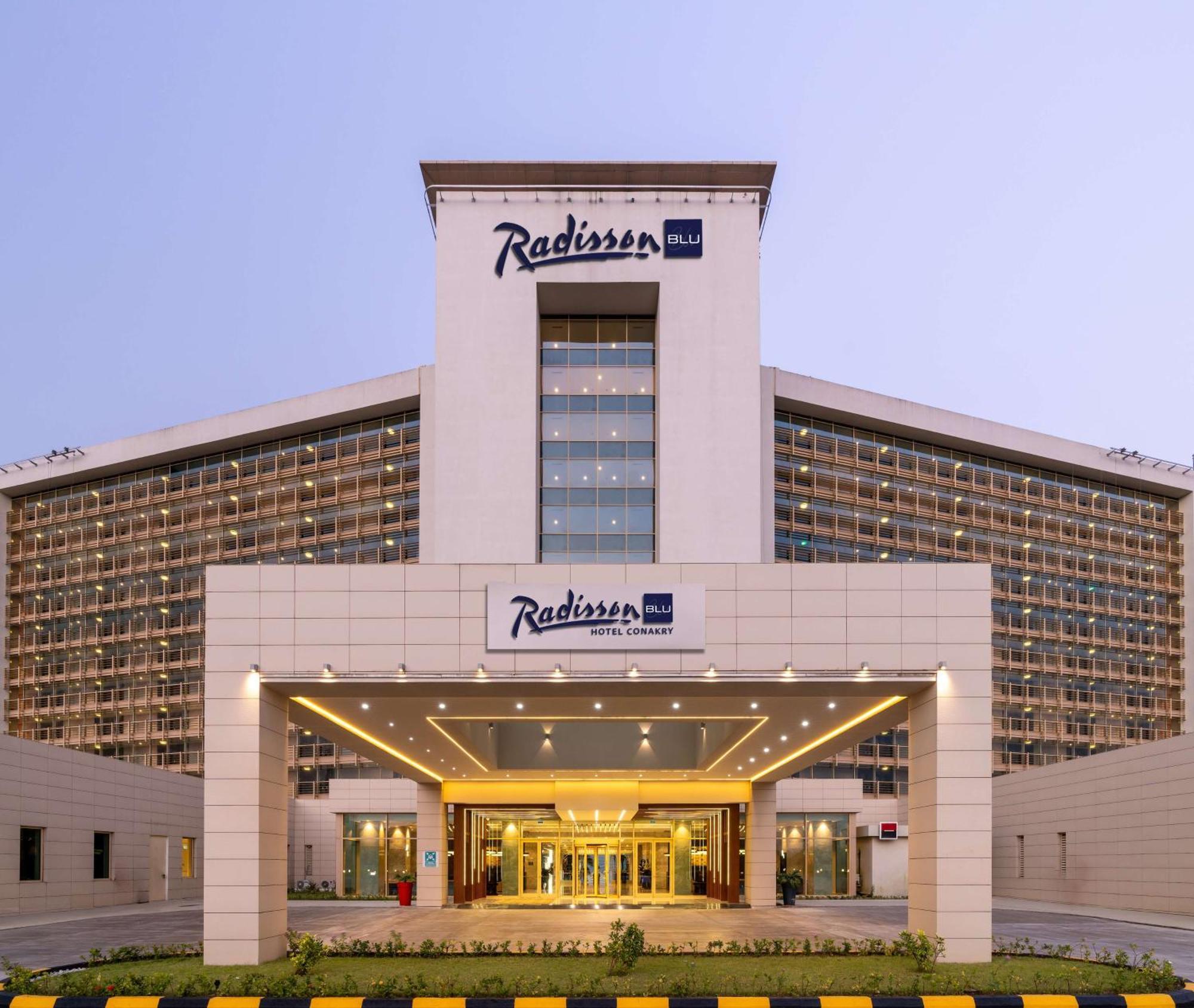 Radisson Blu Hotel, Conakry Exterior photo